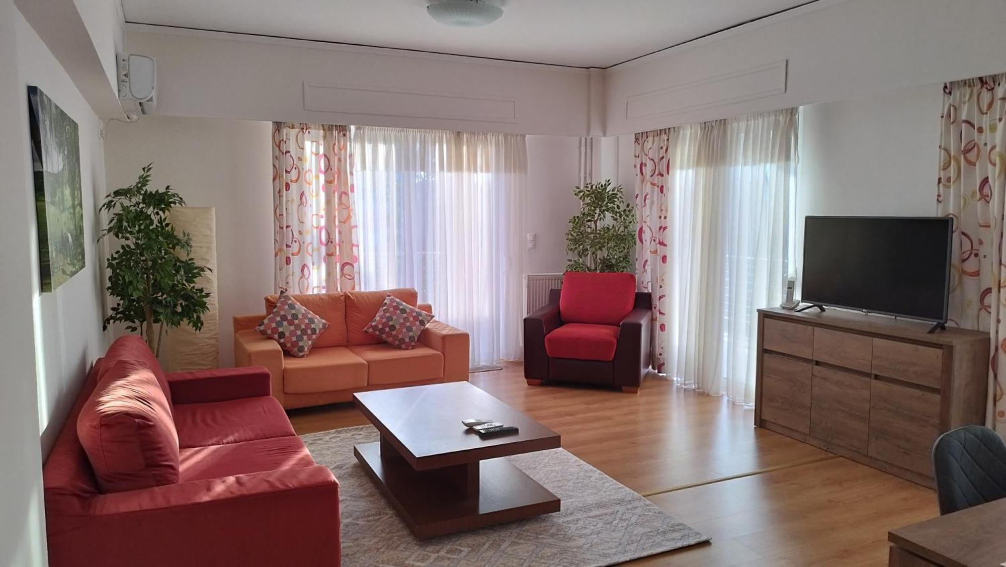 Spacious Flat Ideal For Families Ateny Zewnętrze zdjęcie